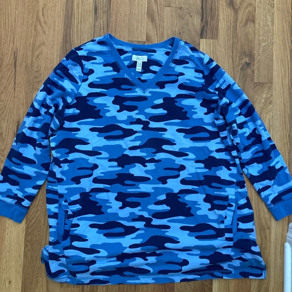 Denim&Co Tops - Denim & Co. Active Camo Printed French Terry Tunic w Pockets